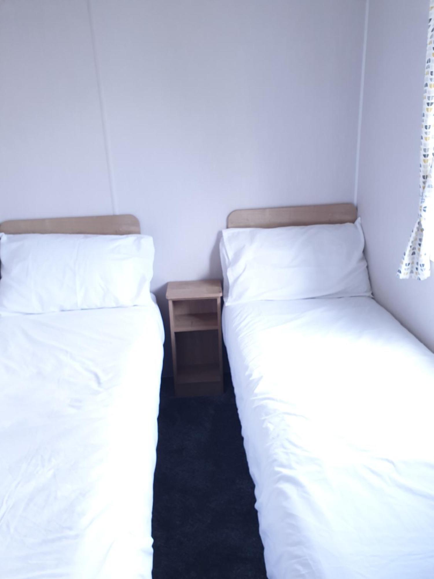 16 Anglers Acre Luxury Hot Tub Break Tattershall Lakes Eksteriør bilde